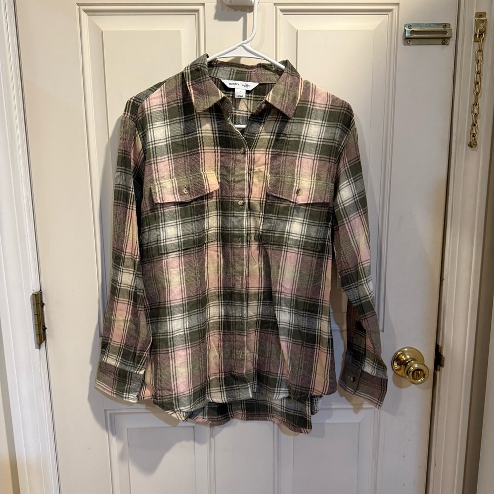 Plaid Button-Up Shirt
